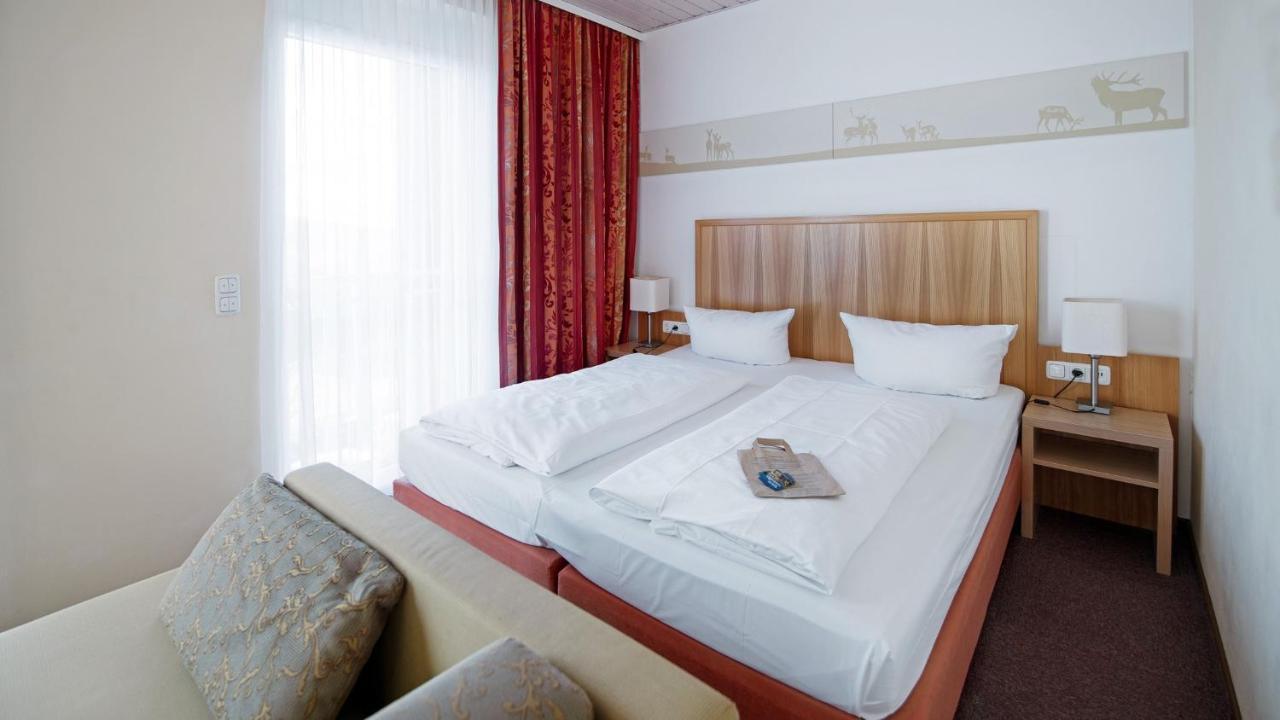 Landhotel Klingerhof Hösbach Exteriör bild